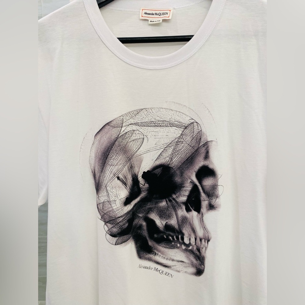 Alexander McQueen White Skull Printed Graphic T-Shirt - Picture 2 of 4